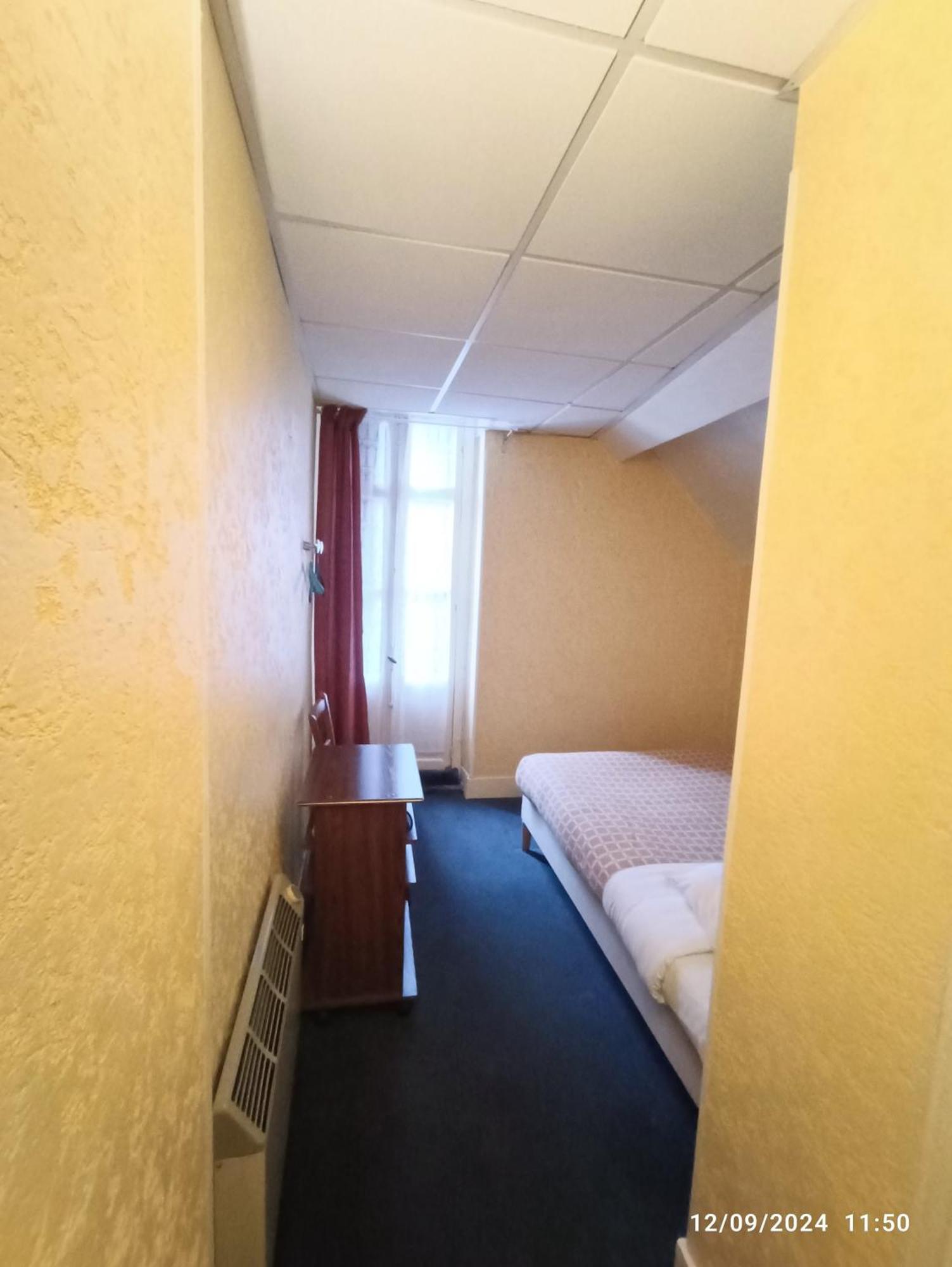 Chambre Chez Marie Et Didier 1 Minute A Pied Du Sanctuaire De 루르드 외부 사진